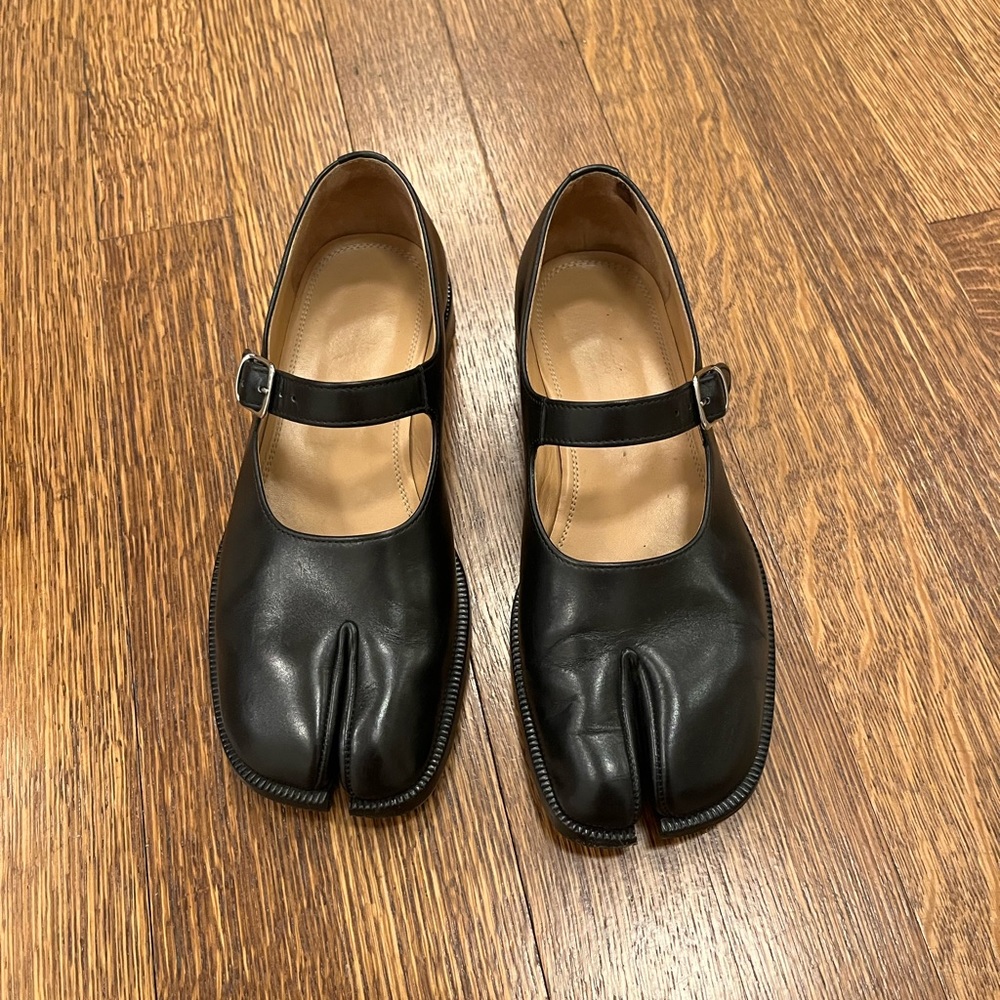 Tabi Mary Janes. Black. Size 37. Good used condition.